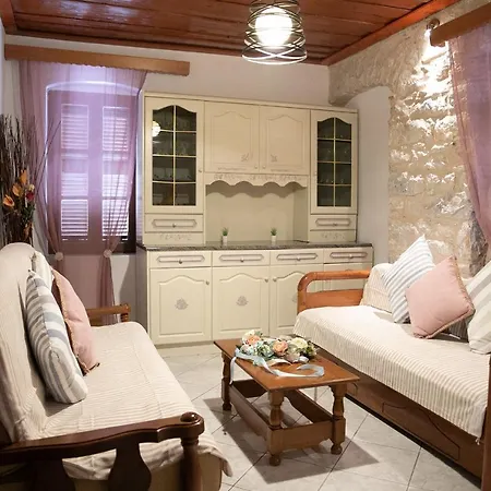 Appartement Areopolis Central